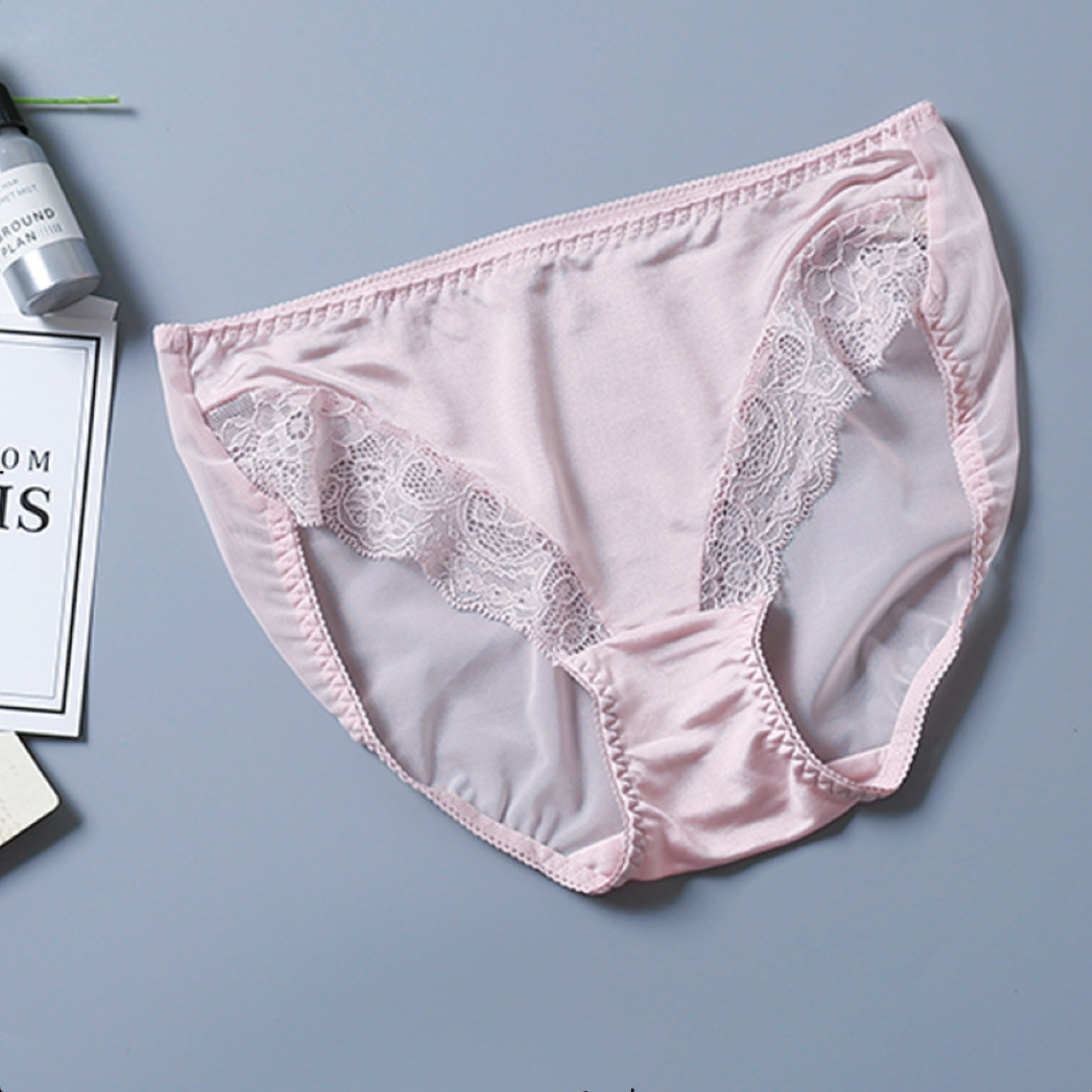 Pack of 2 Nylon Trim Lace Design Panties