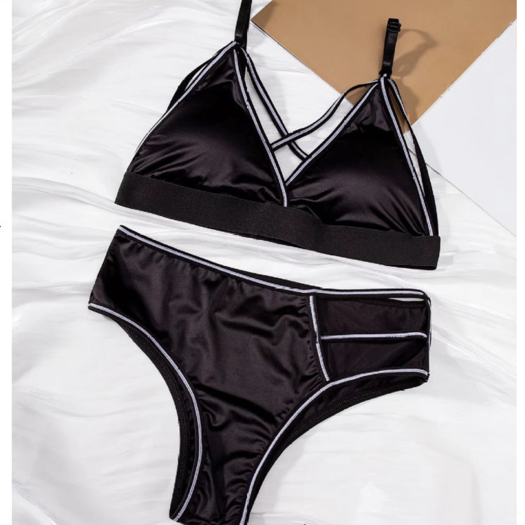 Chic Slim Fit Padded Bra with Matching Luxe Panty