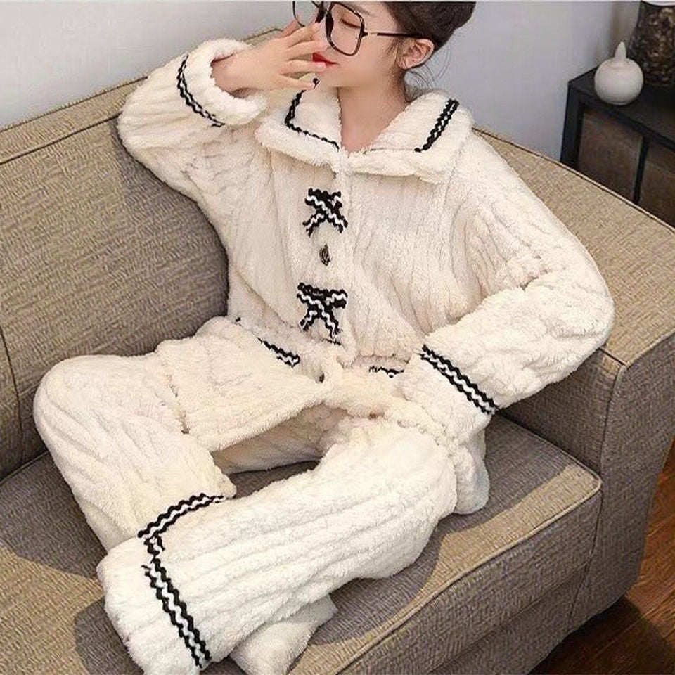Hot Sale Women Polyester Fashionable Bow Turn-down Collar Comfortable Pajama Set