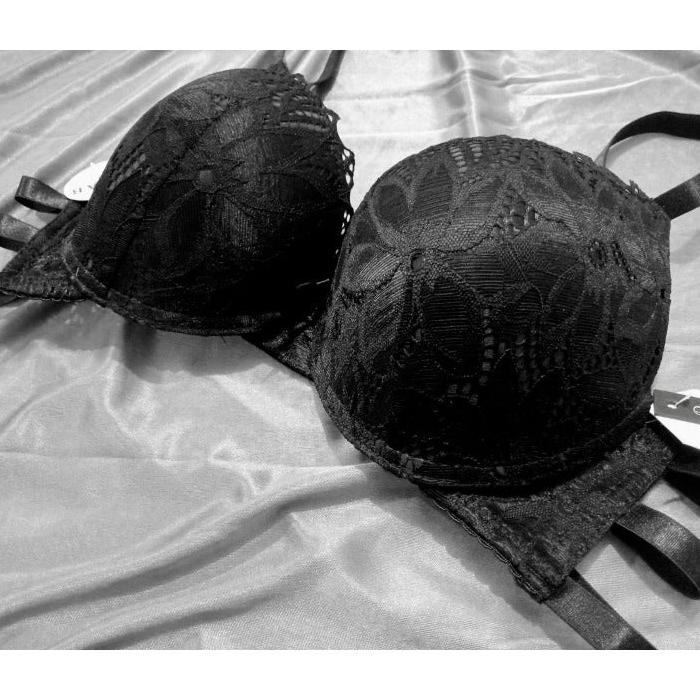 Gorgeous Allure Lace Trim Push-Up Bra