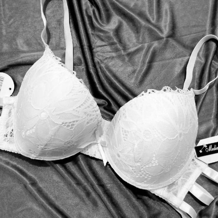 Gorgeous Allure Lace Trim Push-Up Bra