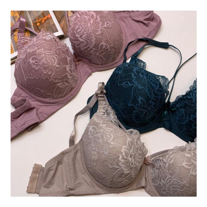 Classic Wired Bra with Delicate Lace Edging