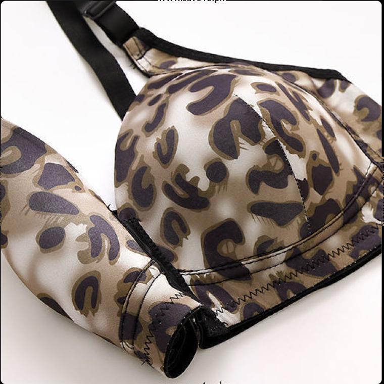 Cheeta Printed Front Open Padded Bra