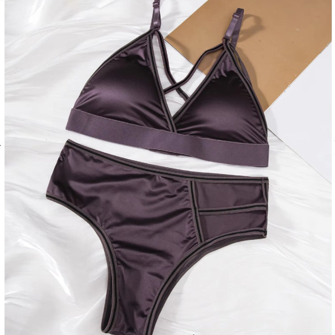 Chic Slim Fit Padded Bra with Matching Luxe Panty