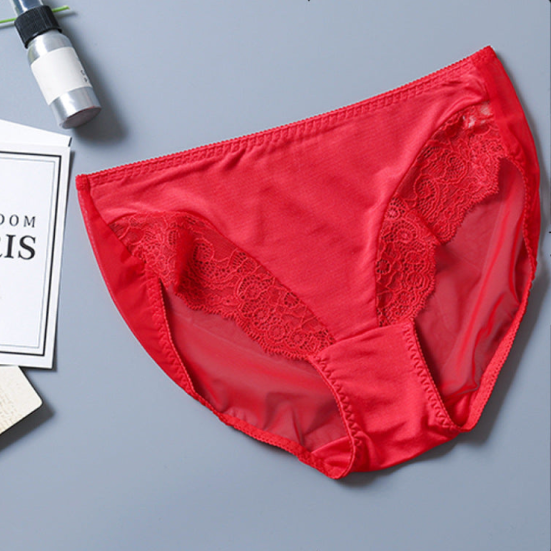 Pack of 3 Nylon Trim Lace Design Panties