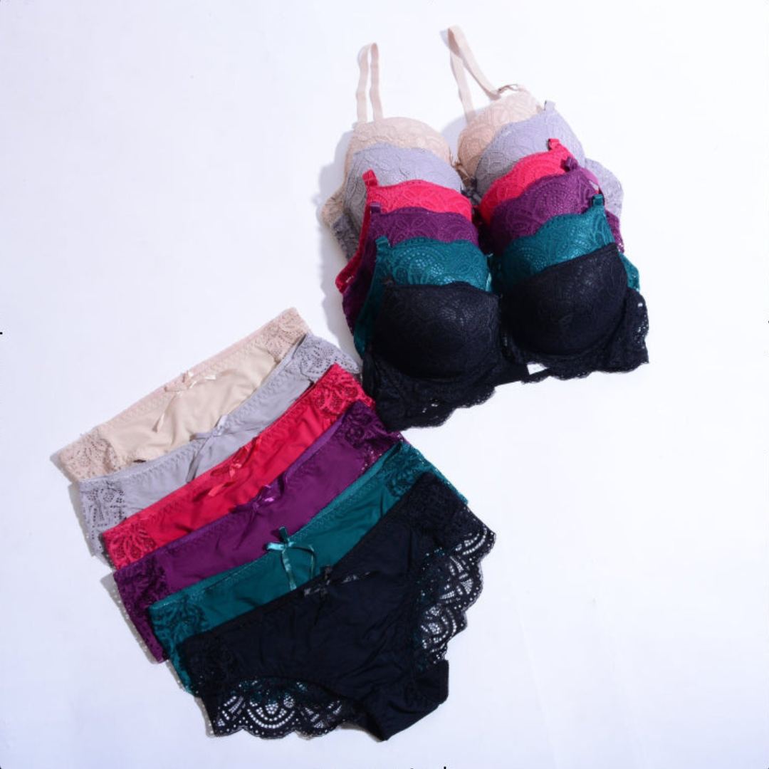 Lace Design Padded Wired Push-up Bra Set