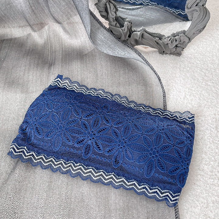 Ladies Thin Padded Wireless Floral Lace Strapless Bra