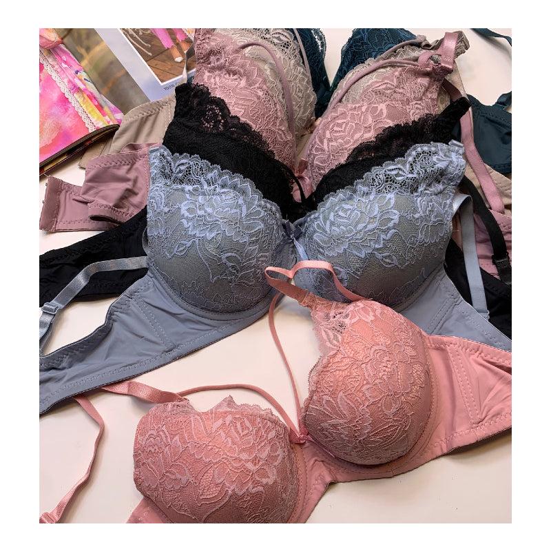 Classic Wired Bra with Delicate Lace Edging