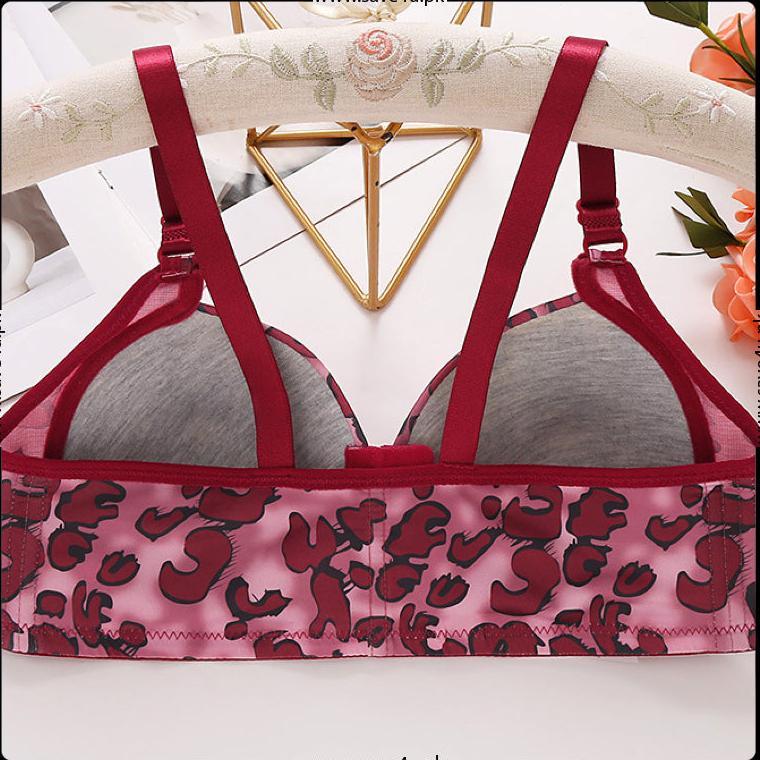 Cheeta Printed Front Open Padded Bra