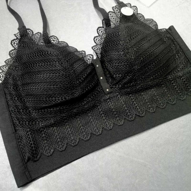 Soft Lace Decorate Nylon Bra